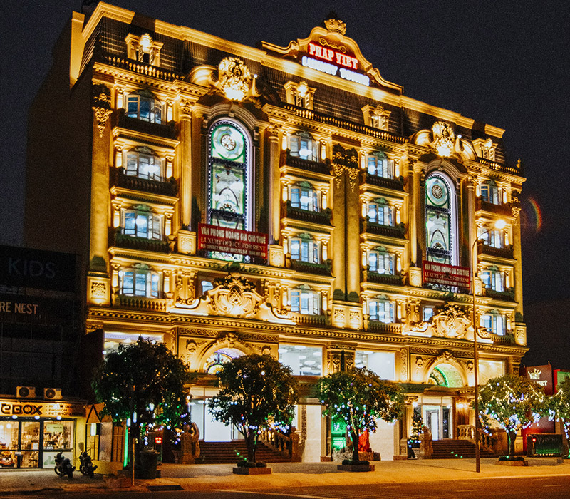 Pháp Việt Luxury Building